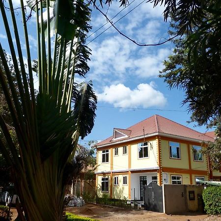Rafiki Backpackers & Guesthouse Moshi Extérieur photo