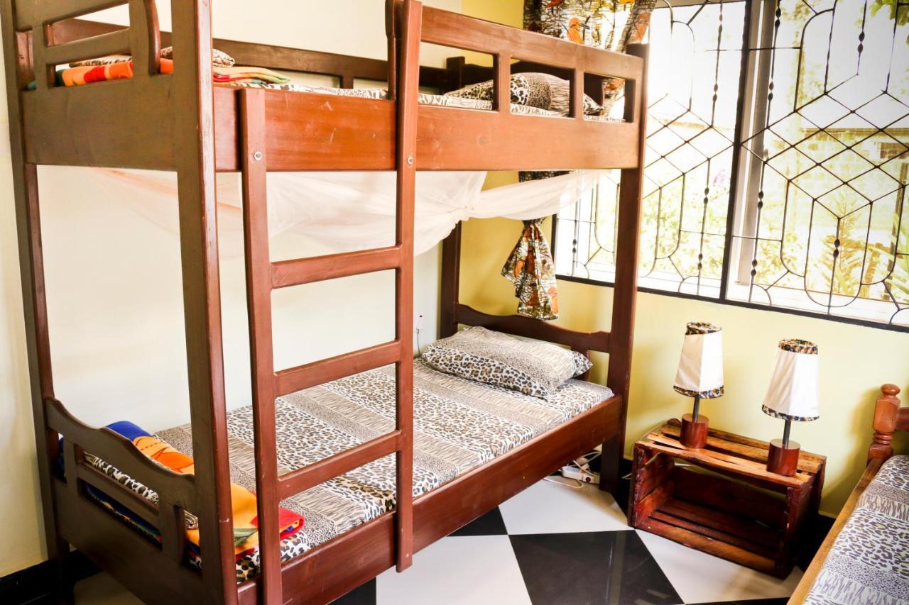 Rafiki Backpackers & Guesthouse Moshi Extérieur photo